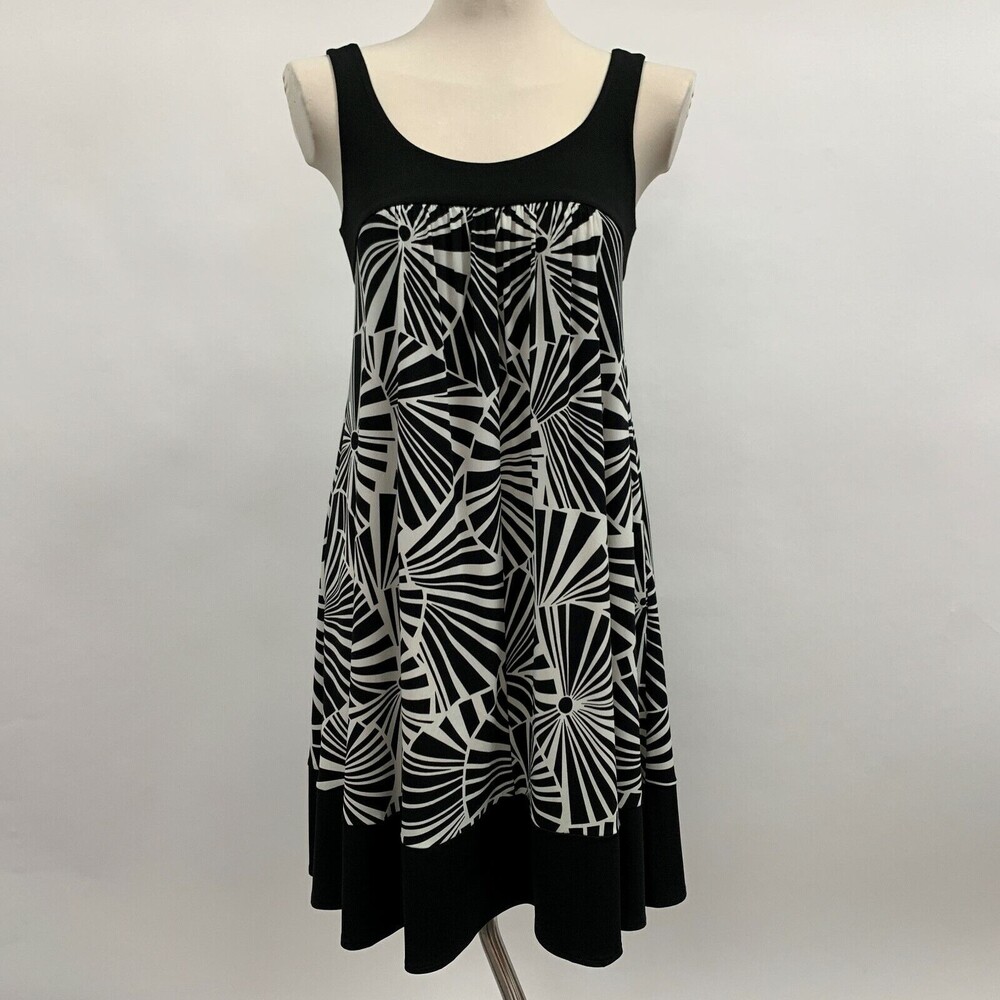 Maggy‎ London Women's Dress Size 4 Black White Multicolor Sleeveless